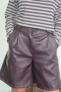 Dettaglio frontale del Pantaloncino Burgundy