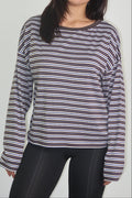 Maglia a righe nero e beige, vista frontale