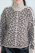 Maglione Jungle animalier visto davanti
